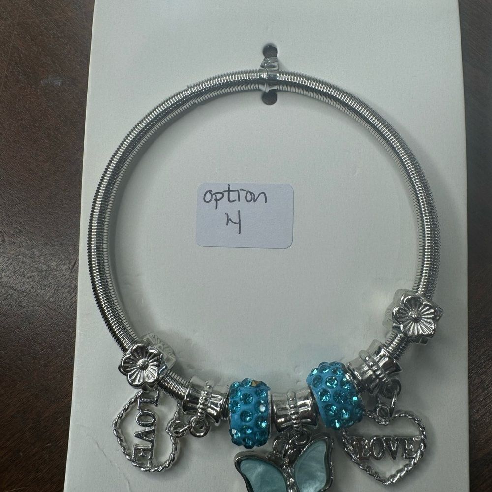 NWT Mint Stretchy Butterfly Bracelets- 7 Options $10 Closet Minimum Purchase - Picture 5 of 7